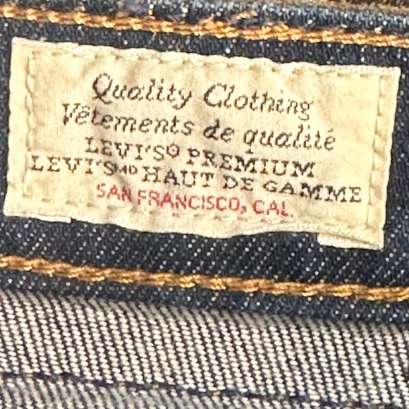 🔴 SOLD- Levi’s Ribcage High Rise Button Fly Cut Off Denim Shorts Distressed - Picture 3 of 11